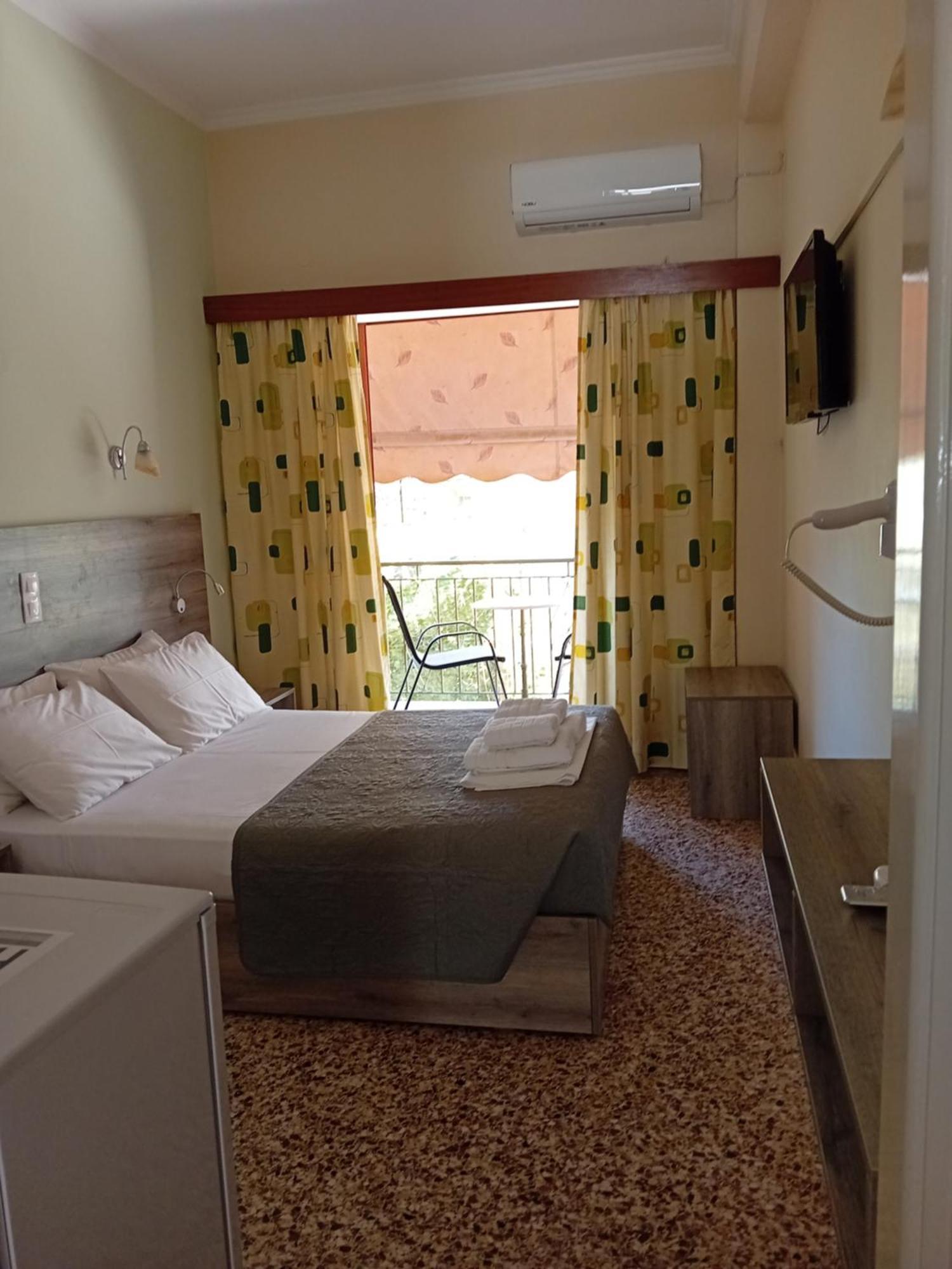 Hermes Agia Marina  外观 照片