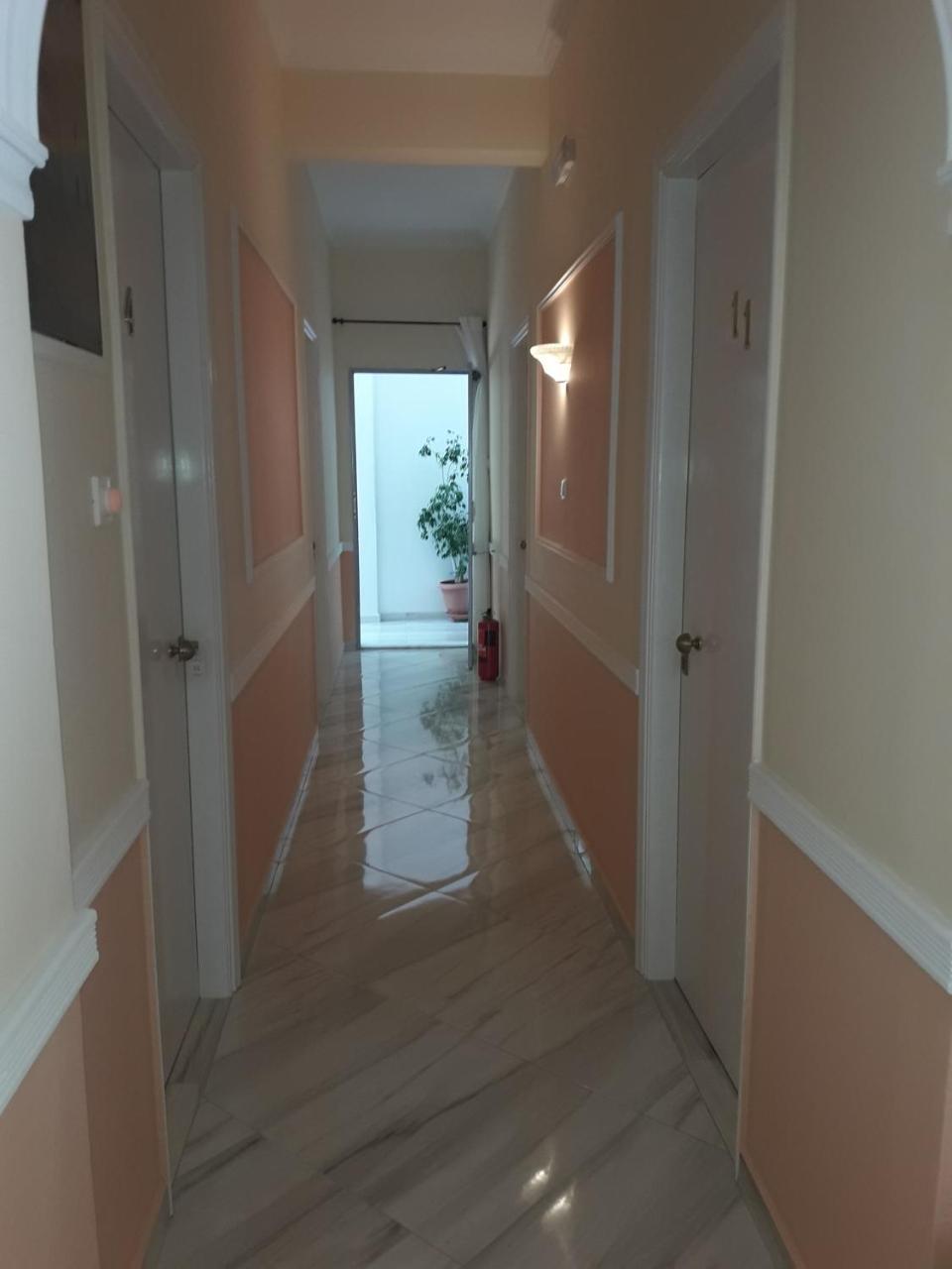 Hermes Agia Marina  外观 照片